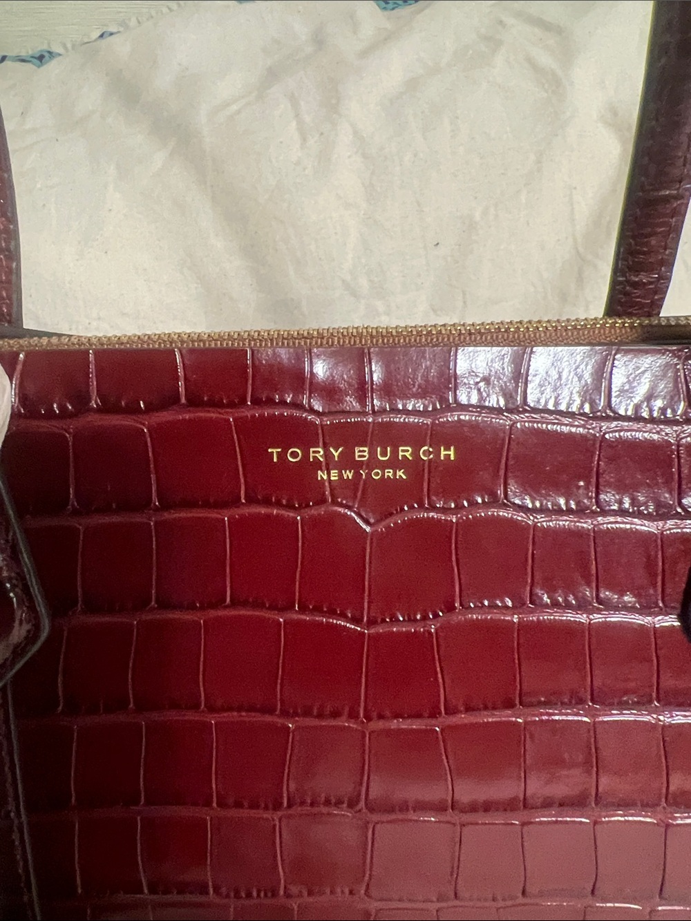 Tory Burch Perry Croc Embossed Leather Tote with dust bag - Picture 6 of 8